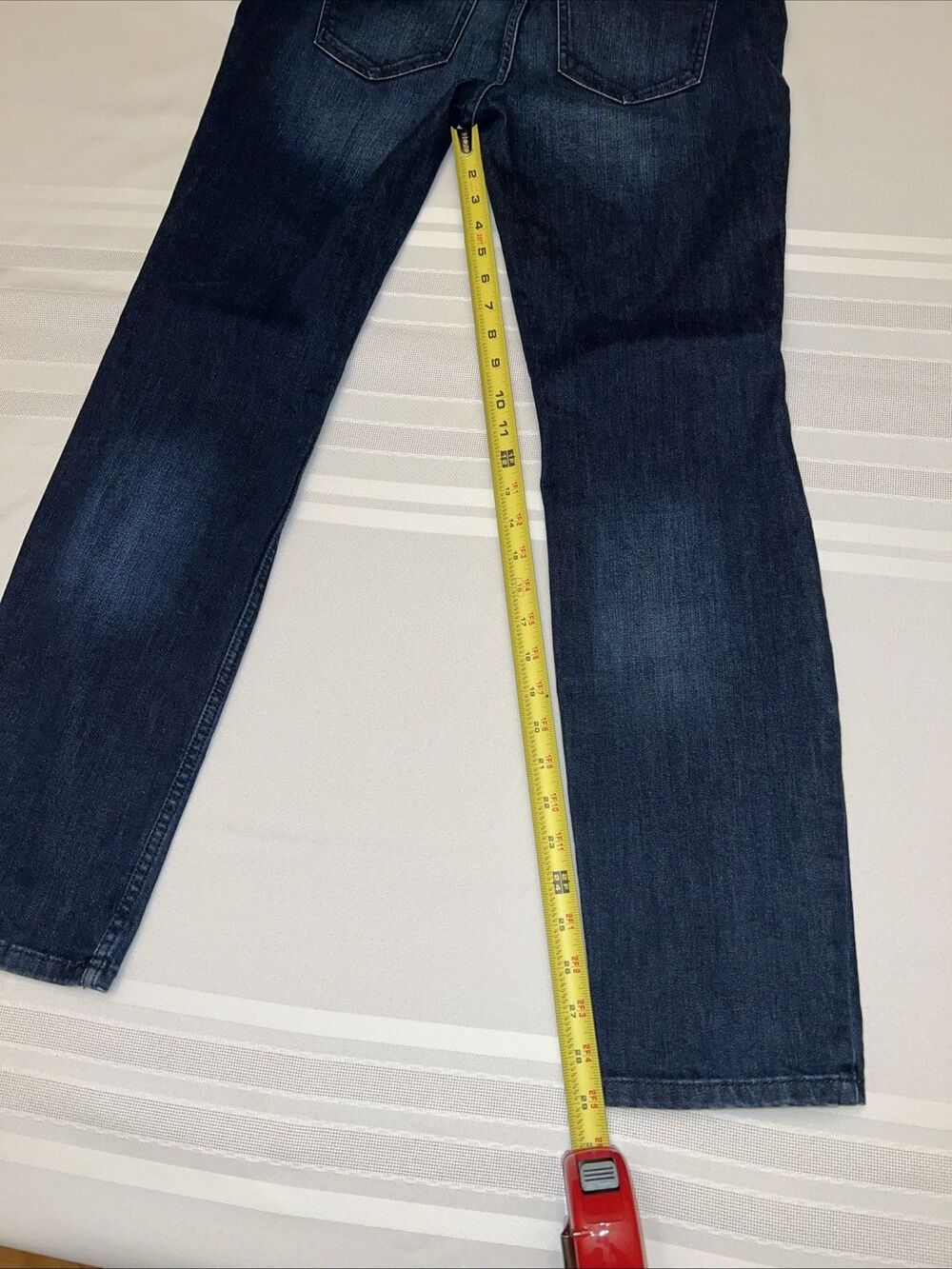 Liz Claiborne City Skinny Women's size 8 Dark Wash Blue Denim Jeans - Picture 8 of 8
